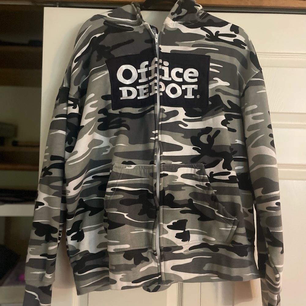 OFFICE DEPOT ZIP UP HOODIE